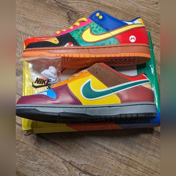 Nike Dunks - What the Mario Super Mario Bros. Nintendo - Picture 1 of 3
